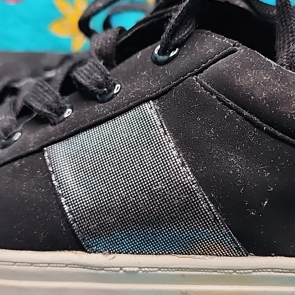 Nordstrom Rack black sneaker - Picture 5 of 6